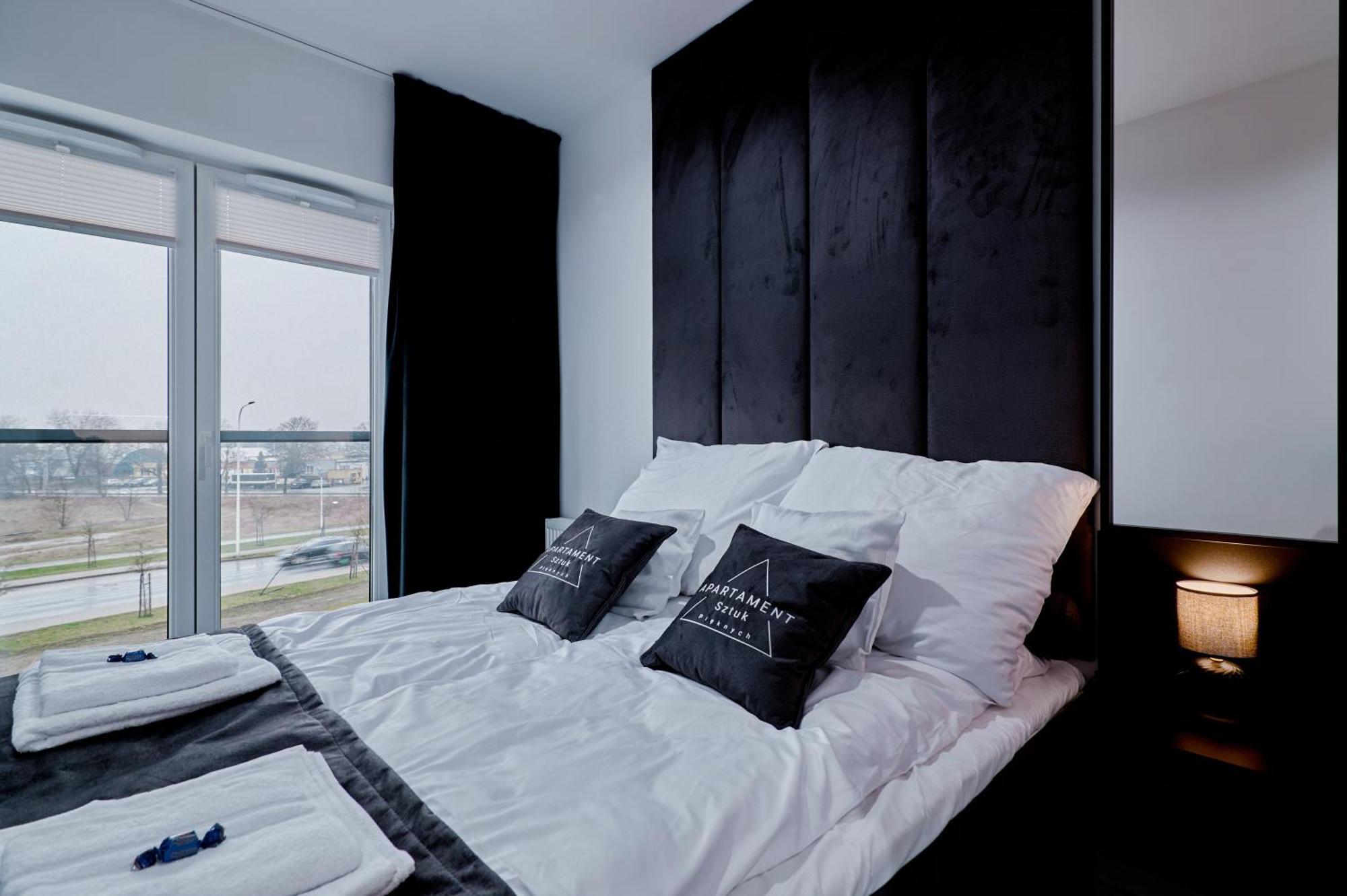Apartament Sztuk Pieknych 10 Pila Luaran gambar