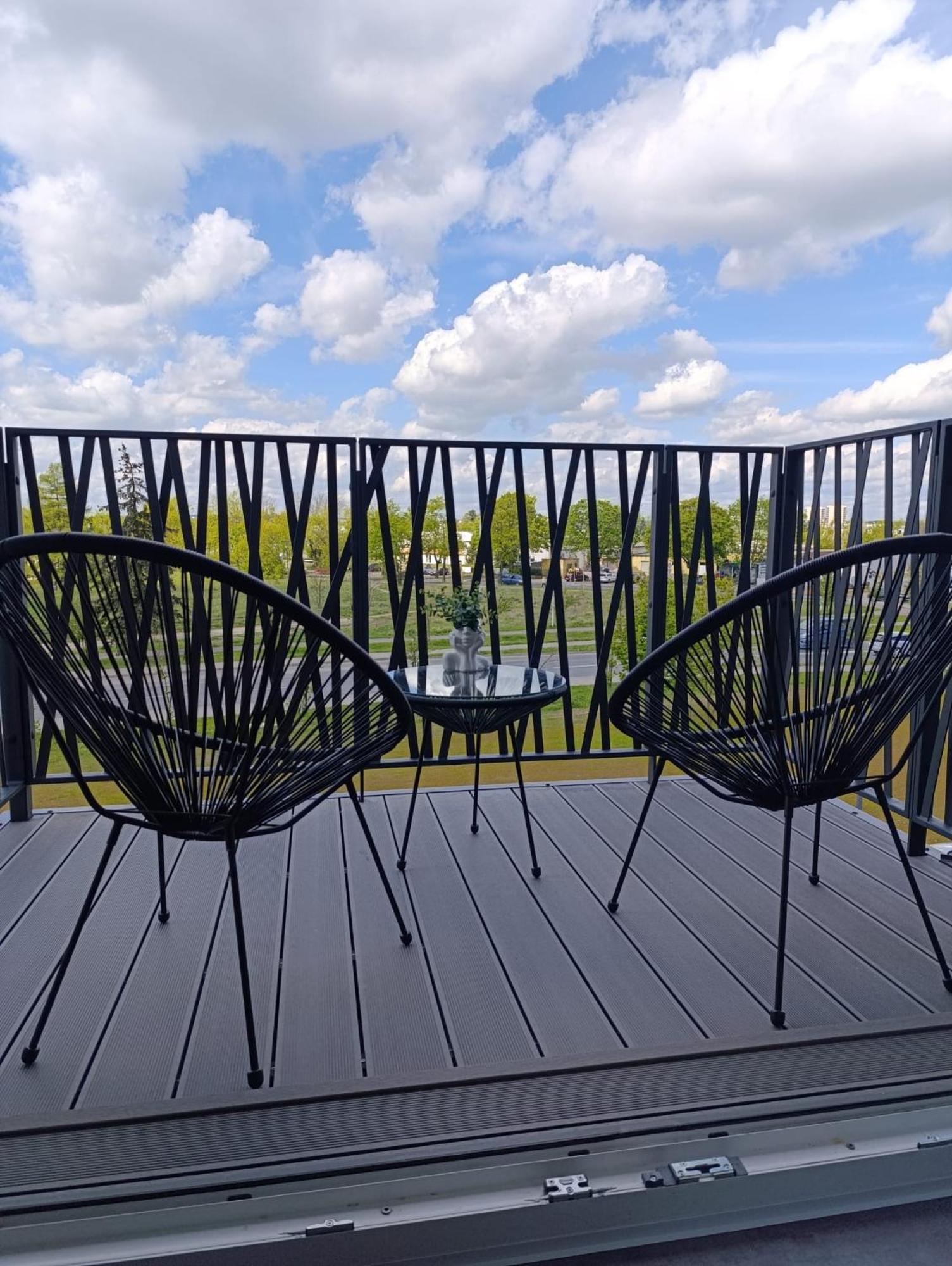 Apartament Sztuk Pieknych 10 Pila Luaran gambar